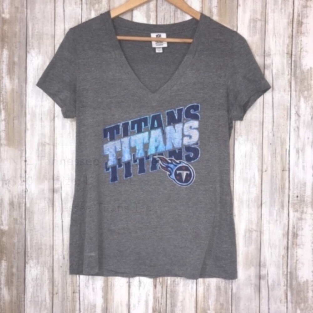 NFL Tennessee Titans Women’s Large Graphic Tee Grey Blue Football Shirt - Picture 6 of 7